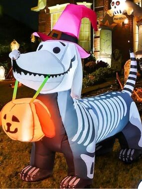 NEW GOOSH Lighted Halloween Dog Inflatable 5.7ft